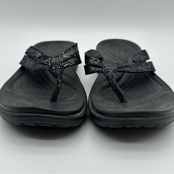 CROCS Capri Black Suede with Metallic Snake Print Women's Flip Flop Sandals - Picture 2 of 10